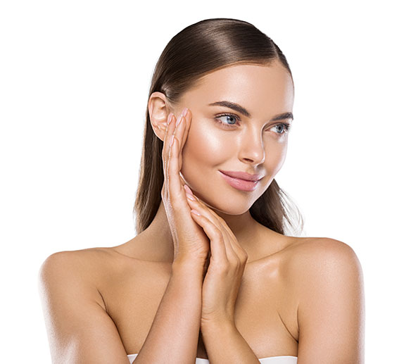 weibliches Gesicht nach dermatologisch ästhetischen Leistungen weibliches Gesicht nach dermatologisch ästhetischen Leistungen